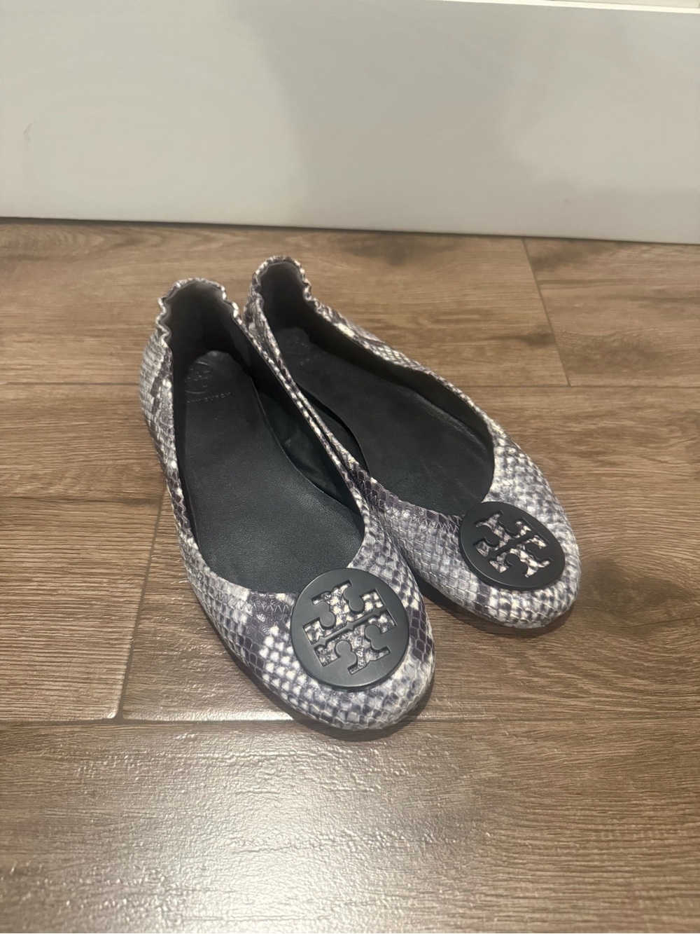Tory Burch Snake-Print Reva Ballet Flats in Gray and Black Logo